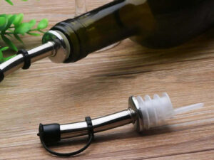 2 Pieces Stainless Steel Metal Pourer