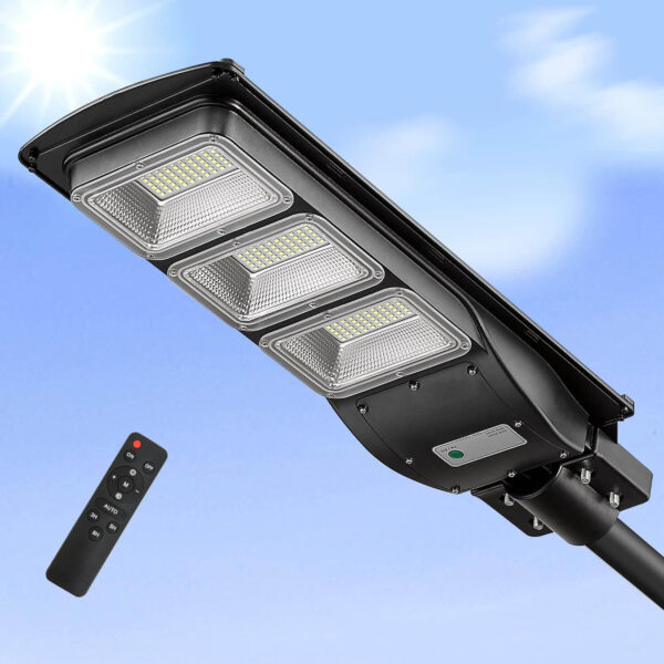 240watt Solar Powered LED Street Light