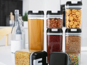 7 Piece Easy Lock Food Storage Containers