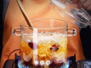 Charming Transparent Borosilicate Glass Pot With Lid 14cm