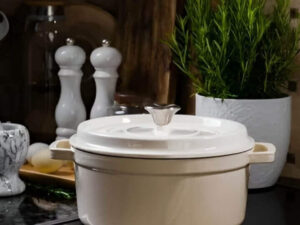 Enamel Coated Cast Iron Pot