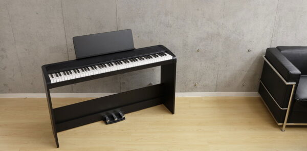 Korg B2SP Digital Piano Package - Black