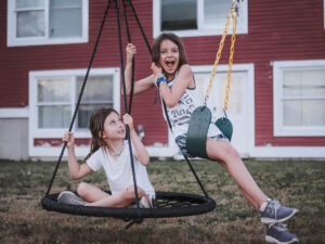 Spider Web Saucer Shape Rope Swing