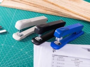 Classic Desktop Stapler